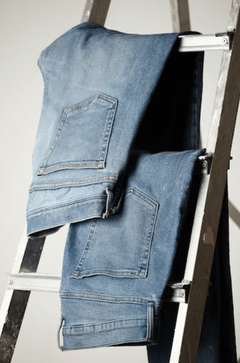 Roofing pants made of denim