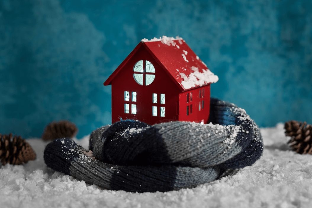 Holiday home decorations by roofers